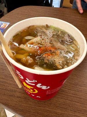 投稿についてもっと詳しく 中山競馬場のかすうどん