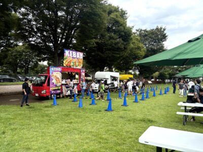 中山競馬場のオクトーバーフェストのフードトラック